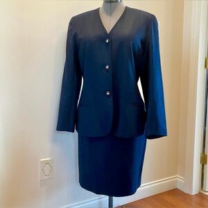 Devonshire Cream Vintage 2 piece wool suit jacket & skirt, navy blue, size 14